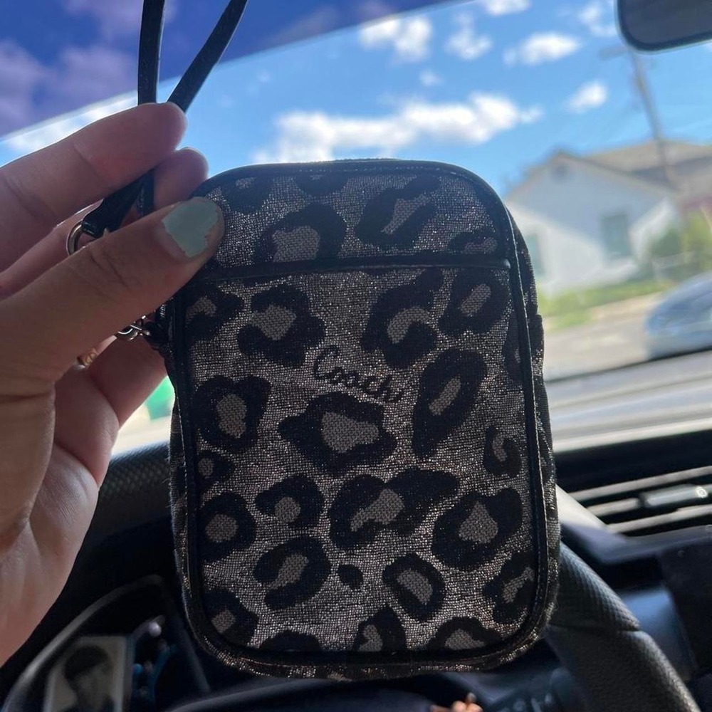 Coach black leopard print mini cosmetic pouch bag leopard print metallic black - Picture 4 of 4